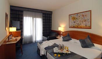 Best Western Premier Hotel Dante Barcelona Calle Mallorca 181