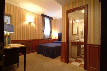 Hotel Del Corso Rome Via del Corso 79