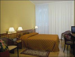 Hotel Memphis Rome Via degli Avignonesi, 36/a