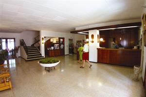 Hotel Bell Aire Torroella de Montgri C/ Església 39, L'Estartit