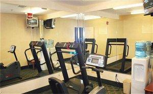 Holiday Inn Express Carlstadt 100 Paterson Plank Road