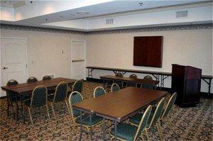 Holiday Inn Express Carlstadt 100 Paterson Plank Road