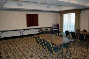 Holiday Inn Express Carlstadt 100 Paterson Plank Road