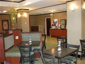 Holiday Inn Express Hotel & Suites Clinton (Missis 495 Springridge Rd.