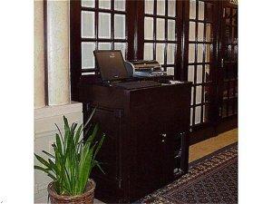 Photo from hotel 'Crowne Plaza Hotel Nashua'