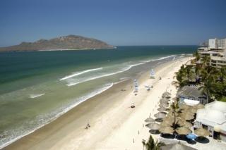 Ramada Resort Mazatlan Avenida Playa Gaviotas 100