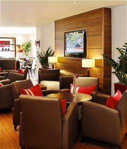 Holiday Inn Express Birmingham Oldbury Birchley Park