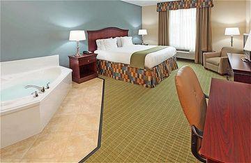 Holiday Inn Express Traffic Star Henderson (Texas) 300 N Kilgore Drive