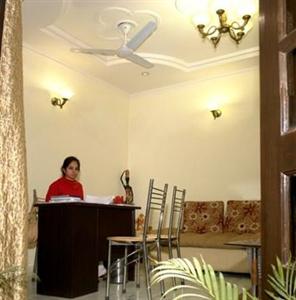 Incredible Home Stay Hotel New Delhi 8A/98 Channa Market Karol Bagh