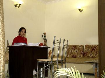 Incredible Home Stay Hotel New Delhi 8A/98 Channa Market Karol Bagh