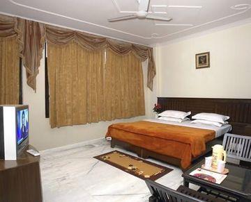 Incredible Home Stay Hotel New Delhi 8A/98 Channa Market Karol Bagh