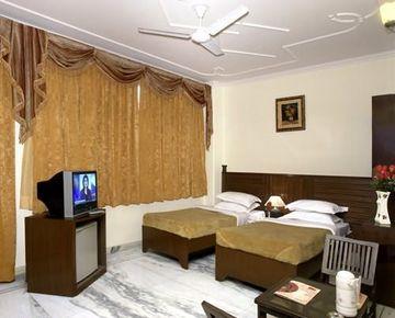 Incredible Home Stay Hotel New Delhi 8A/98 Channa Market Karol Bagh