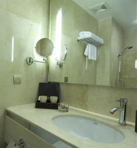 Maytower Hotel Serviced Residences Kuala Lumpur 7 Jalan Munshi Abdullah