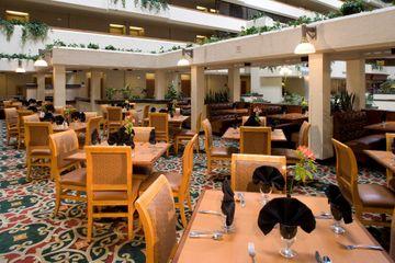 Radisson Hotel Fresno (California) 2233 Ventura Street