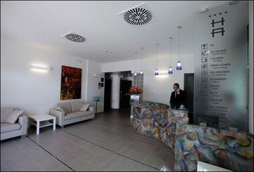 Hotel Artis Rome Via R. Fancelli 2