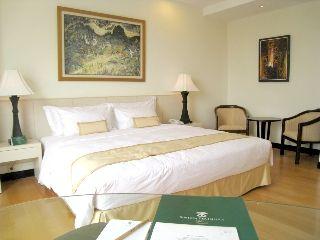 Sintesa Peninsula Hotel Manado Jl. Jend. Sudirman Gunung Wenang