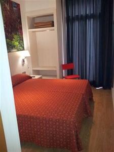 Transit Hotel Barcelona Rector Triado 82