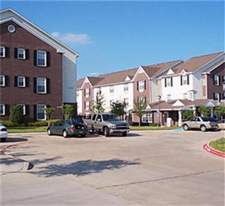 TownePlace Suites Six Flags Arlington (Texas) 1709 East Lamar Boulevard