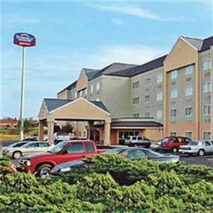 Fairfield Inn & Suites Hickory 1950 13th Avenue Drive SE