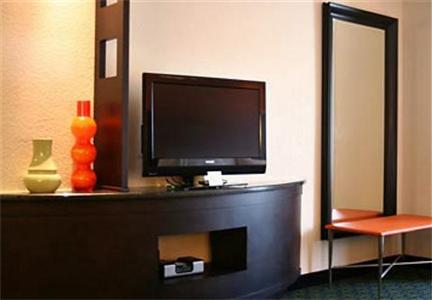 Fairfield Inn & Suites Airport Kansas City (Missou 11820 Nw Plaza Circle