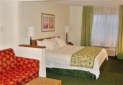 Fairfield Inn Keeneland Airport Lexington 3050 Lakecrest Circle