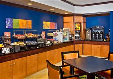 Fairfield Inn & Suites North Stone Oak San Antonio 80 Trailcrest