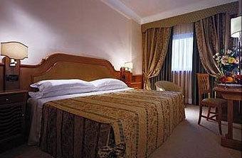 Prime Hotel Roma Cassia Via Barbarano Romano 19