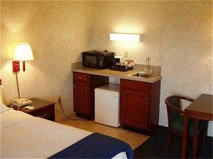 Holiday Inn Express Hotel & Suites Benton Harbor 2276 Pipestone Rd