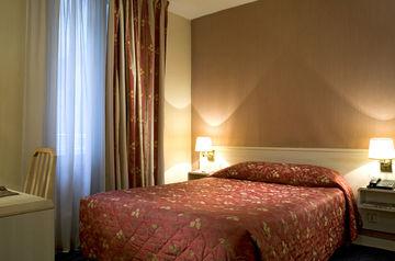 Comfort Hotel Gare De L'est Paris 31 Boulevard De Strasbourg