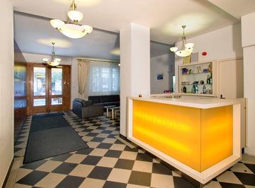 Denisa Hotel Prague Narodni obrany 33