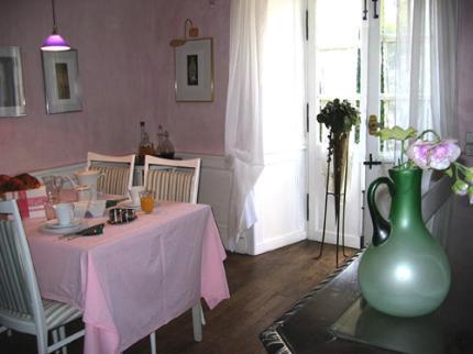 Maison du Midi Bed & Breakfast Magnac-Laval 6, rue du Midi 