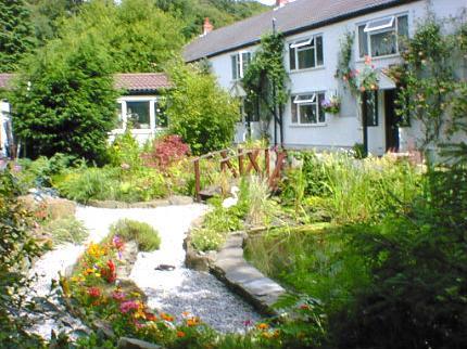 Cwmbach Guest House Neath Cwmbach Road, Cadoxton