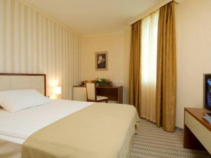 Hill Hotel Sofia 76B, James Bourchier Boulevard