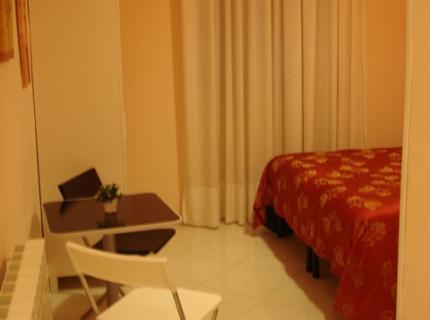 Cinquestelle Bed & Breakfast Naples via bari n°10