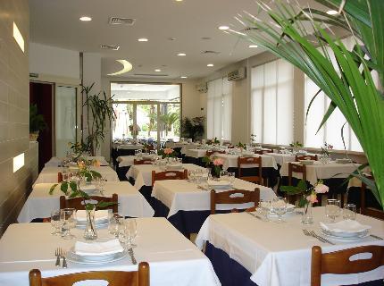 Hotel Mare Blu Francavilla al Mare Viale Alcione 159