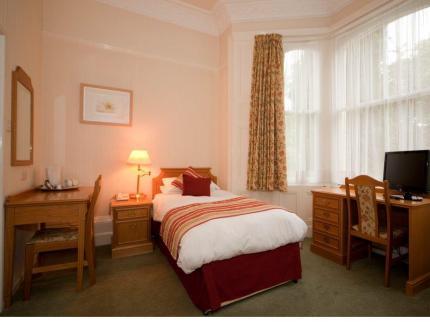 Belforte House Hotel Sale (England) 7-9 Broad Road 