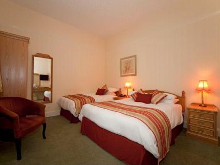 Belforte House Hotel Sale (England) 7-9 Broad Road 