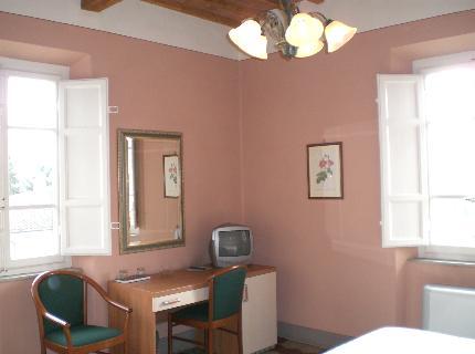 Affittacamere Stella Guest House Lucca Via Pisana Traversa 2, 74