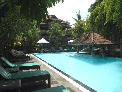 Puri Bambu Hotel Bali Jalan Pengeracikan Kedonganan Jimbaran Kuta