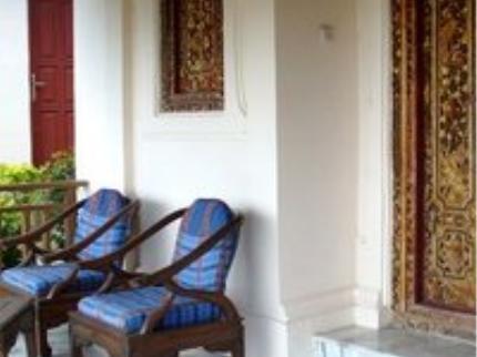 Puri Bunga Beach Cottages Lombok Jalan Raya Senggigi Km 8 PO Box 1050 Senggigi