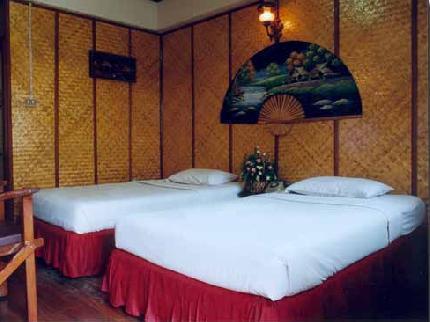 Lai Thai Guest House Chiang Mai 111/4-5 Kotchasam Road