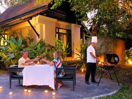 Montra Hotel Koh Samui 142/33-42 Moo 4 Tambon Maret