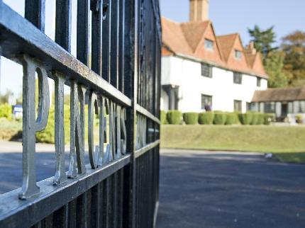 Pincents Manor Hotel Reading Pincents Lane Calcot