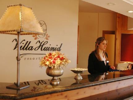 Villa Huinid Hotel San Carlos de Bariloche Av. Bustillo km 2,6