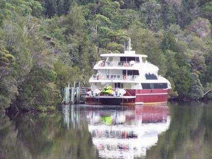 Castaway Holiday Apartments Strahan 12 Harvey Street