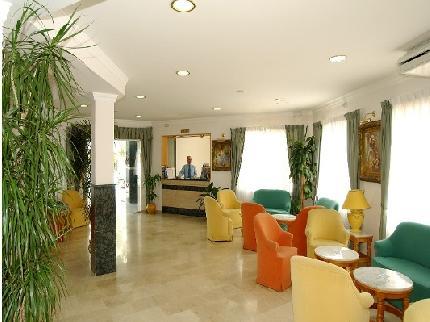 Hotel Acuarium Fuengirola Avenida Santa Amalia 2