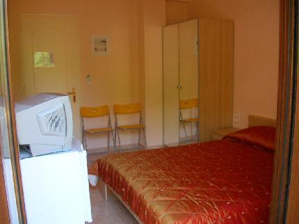 Zefyros Hotel Aidipsos 1 Ilioy Street Loutra