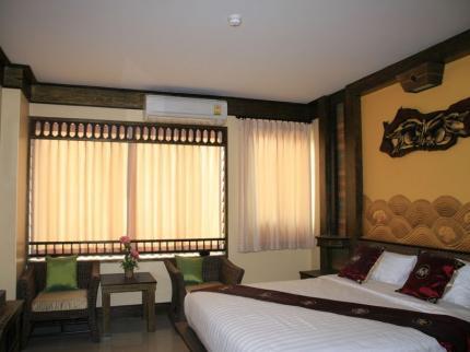 Ruean Phae Royal Park Hotel Phitsanulok 600/99 Mittapap Rd., T. Nai-Muang, A. Muang