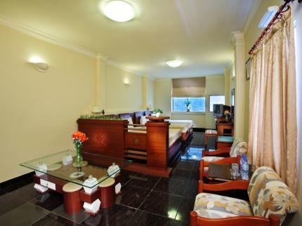 Tulips Hotel Saigon Ho Chi Minh City 260 Ly Tu Trong Street, Ben Thanh Ward, District 1