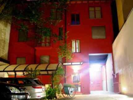 Il Girasole Bed & Breakfast Milan Via Doberdò 19